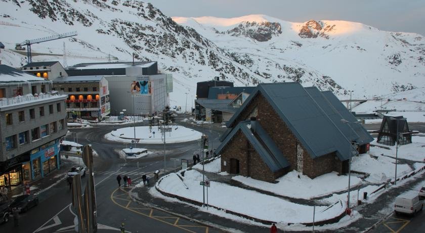 Somriu Hotel Refugi dels Isards - Photo 14