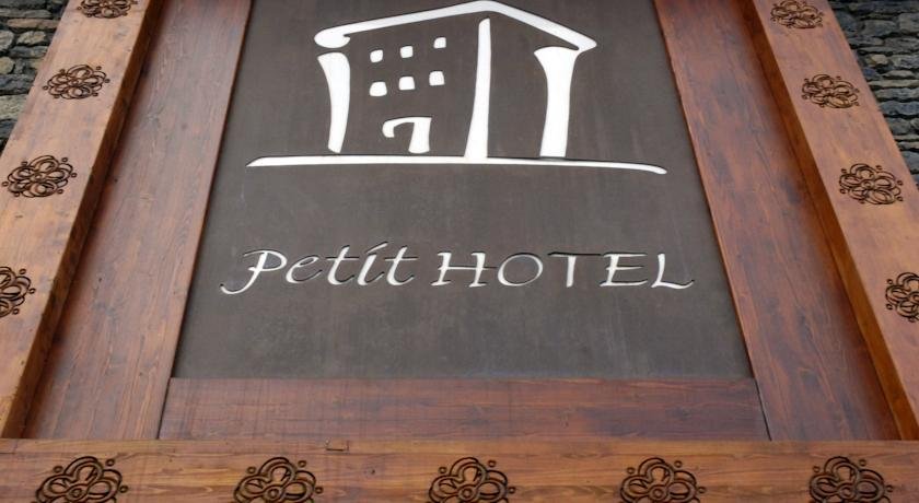 Petit Hotel