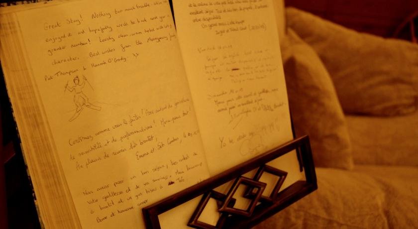 Petit Hotel - Photo 15