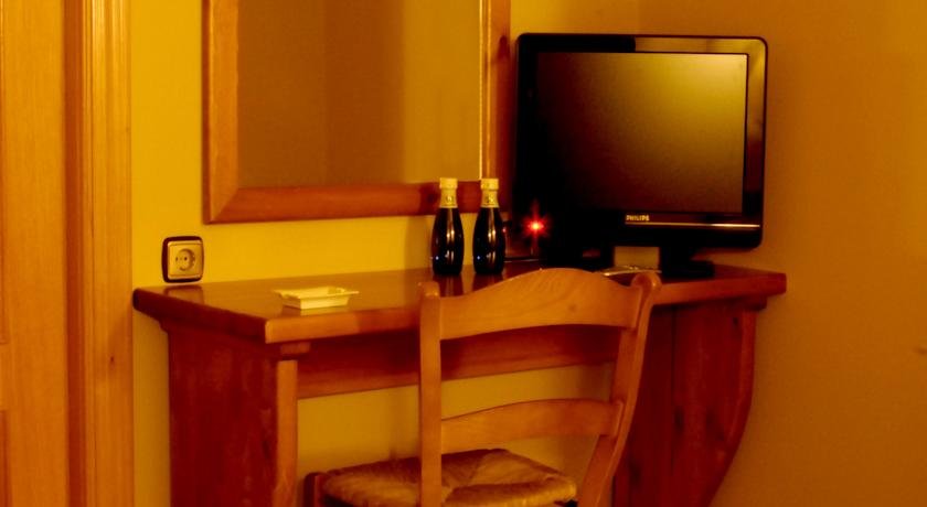 Petit Hotel - Photo 28