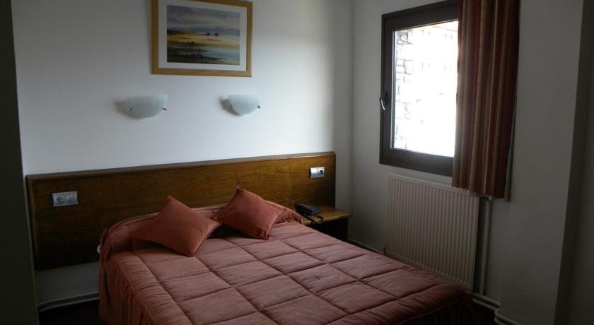 Hotel Camel·lot - Photo 20