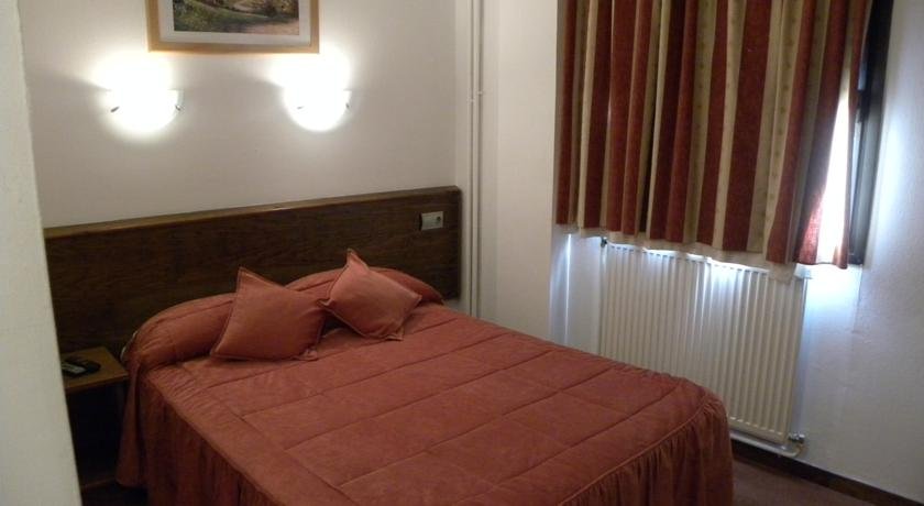 Hotel Camel·lot - Photo 25