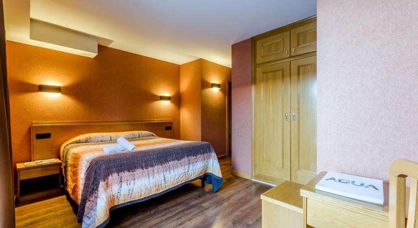 Hotel Cal Ruiz - Photo 10