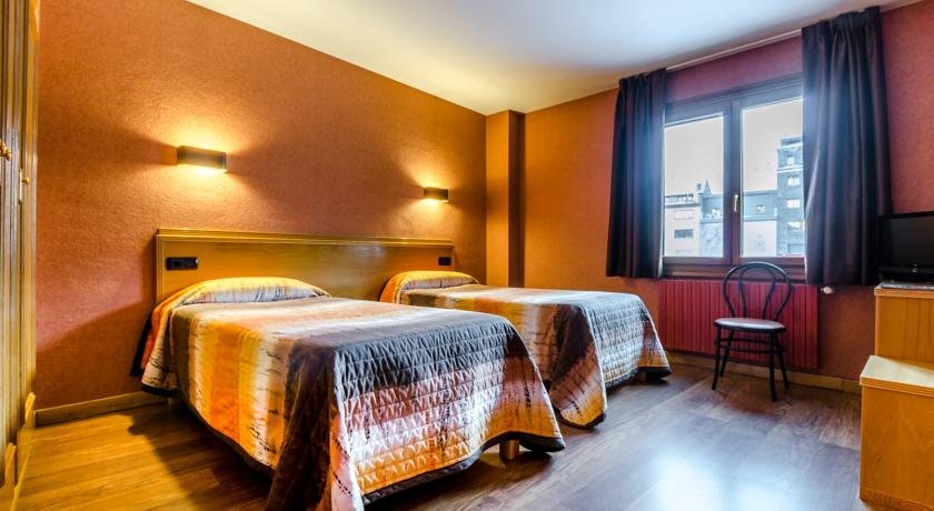 Hotel Cal Ruiz - Photo 15