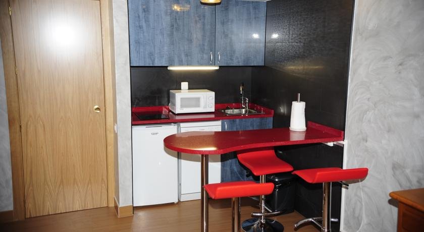 LCB Apartamentos Lake Placid - Photo 15