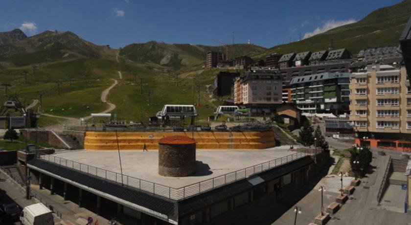 Altissim Apartments - Photo 2